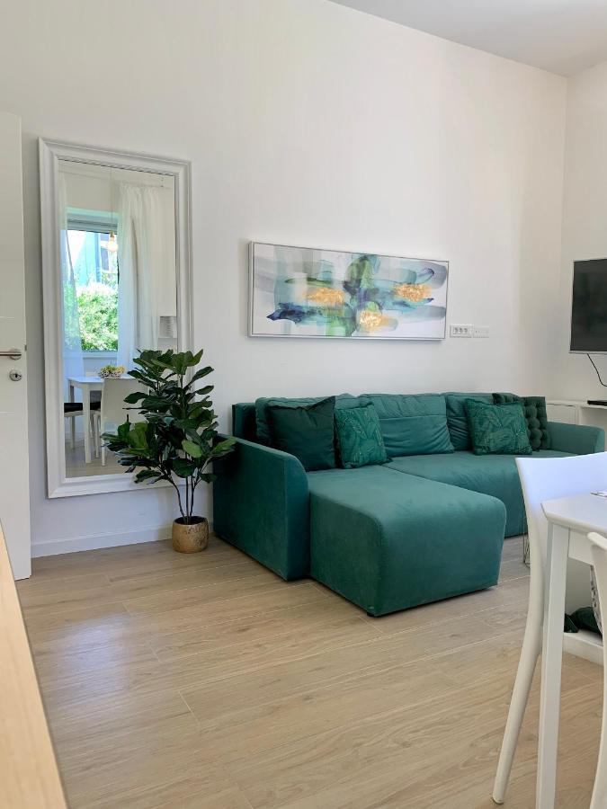 Beach Apartments Lili Σπλιτ Εξωτερικό φωτογραφία
