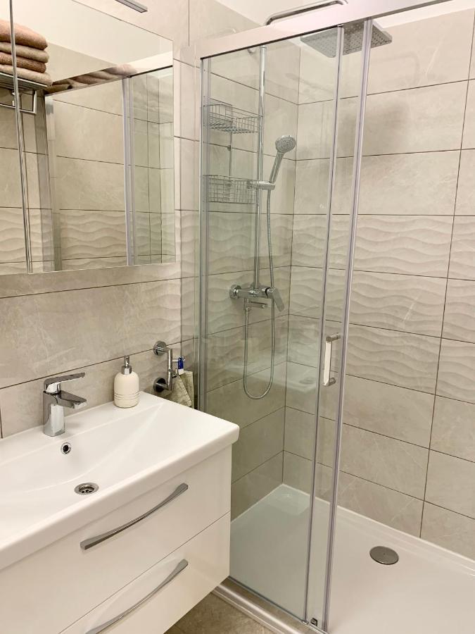 Beach Apartments Lili Σπλιτ Εξωτερικό φωτογραφία