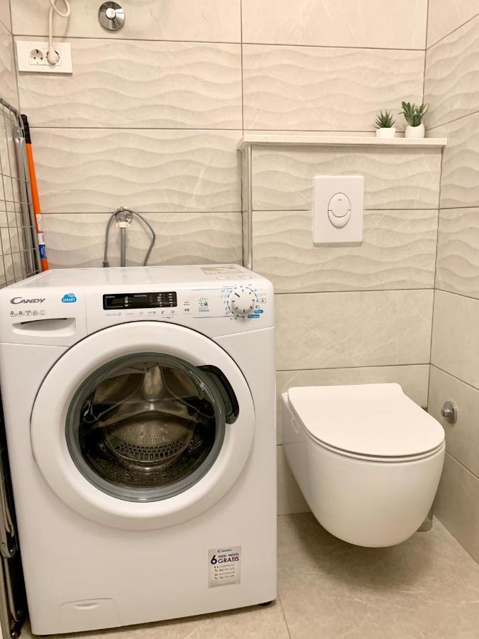 Beach Apartments Lili Σπλιτ Εξωτερικό φωτογραφία
